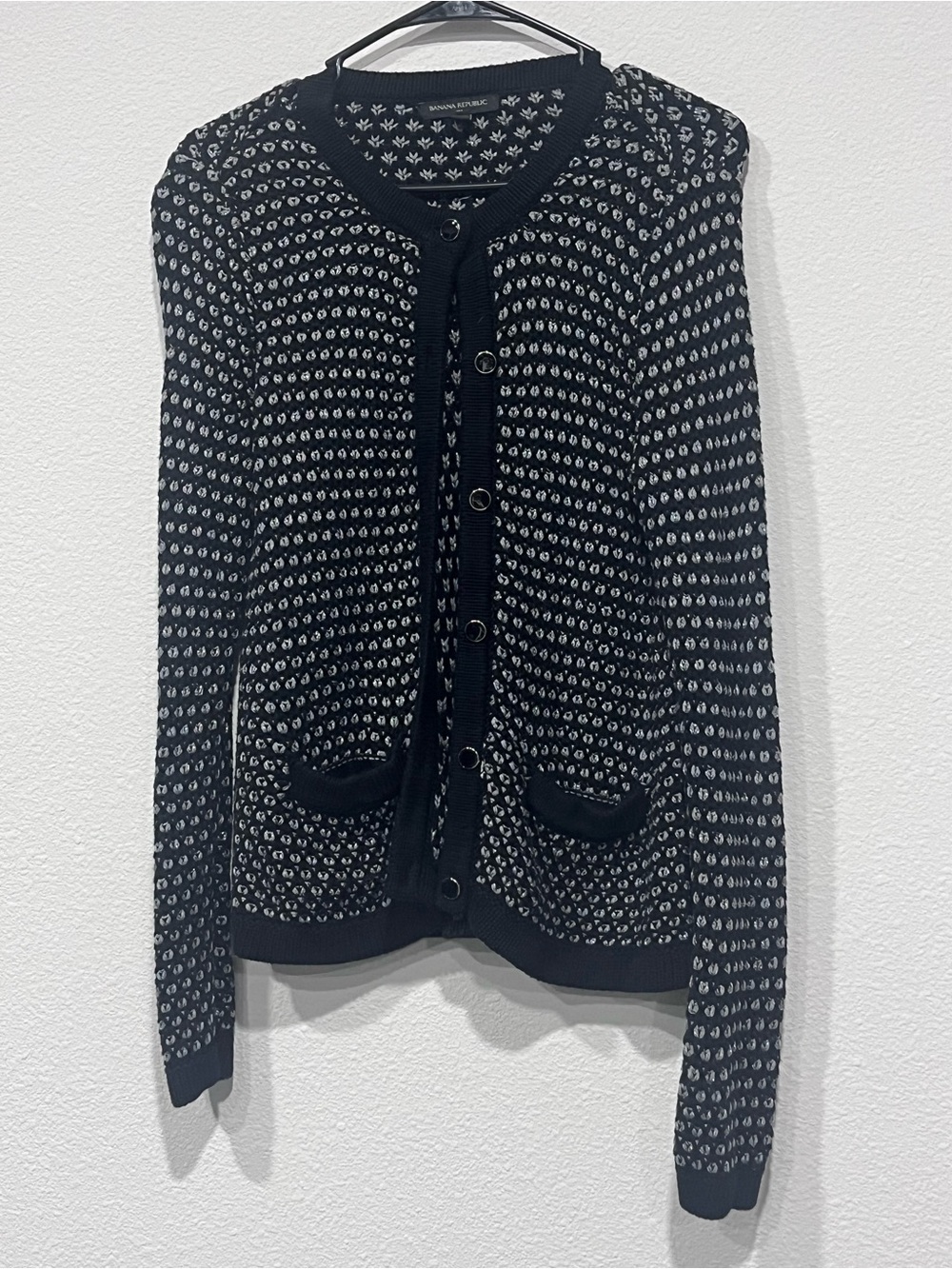 Banana Republic Women’s Textured Jacquard Cardigan Black Gray Size S